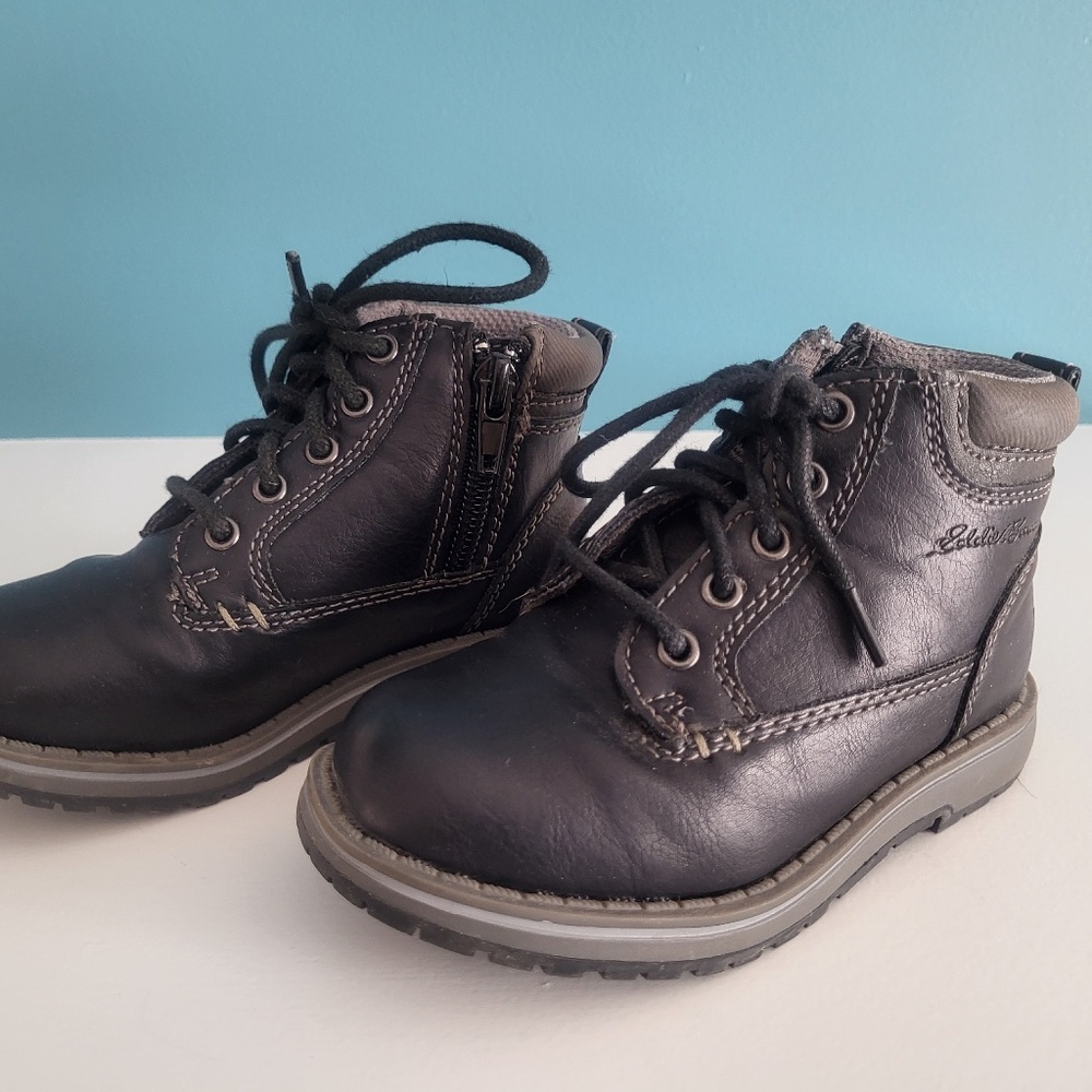 Eddie Bauer Toddler size 8 Boots